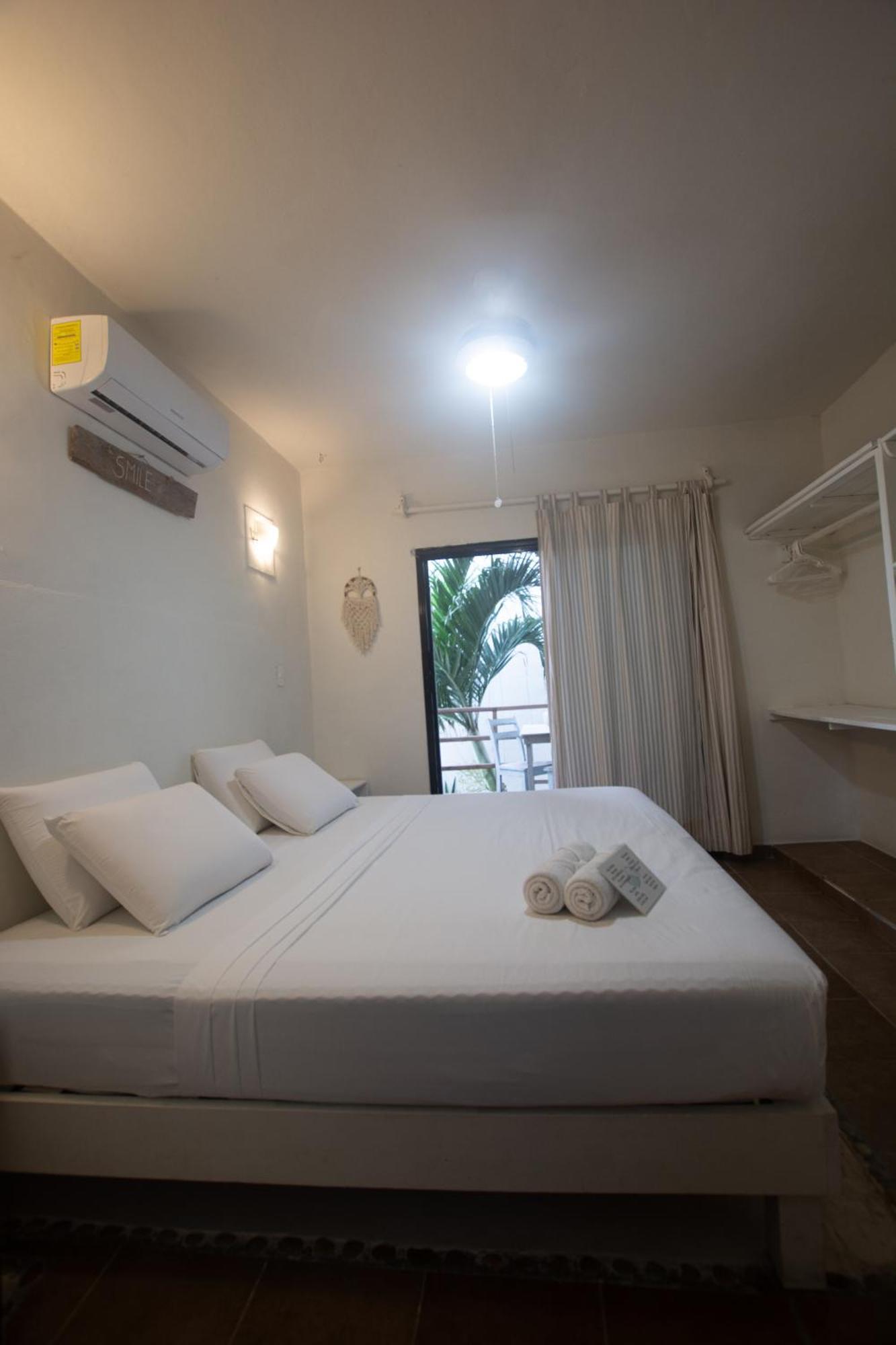 מאהאהואל Hotel Boutique Pachamama (Adults Only) מראה חיצוני תמונה