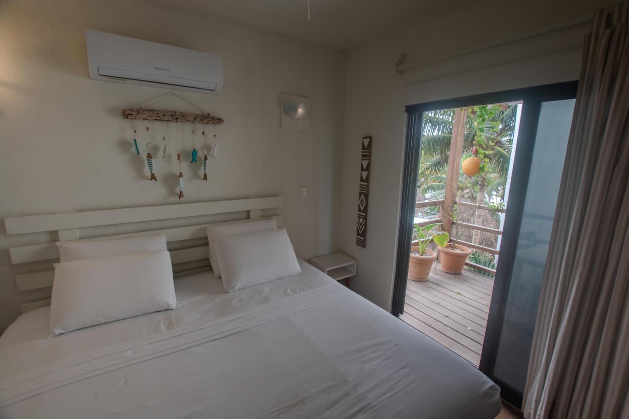 מאהאהואל Hotel Boutique Pachamama (Adults Only) מראה חיצוני תמונה