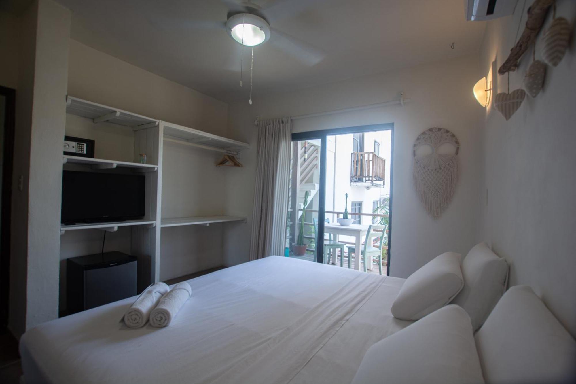 מאהאהואל Hotel Boutique Pachamama (Adults Only) מראה חיצוני תמונה