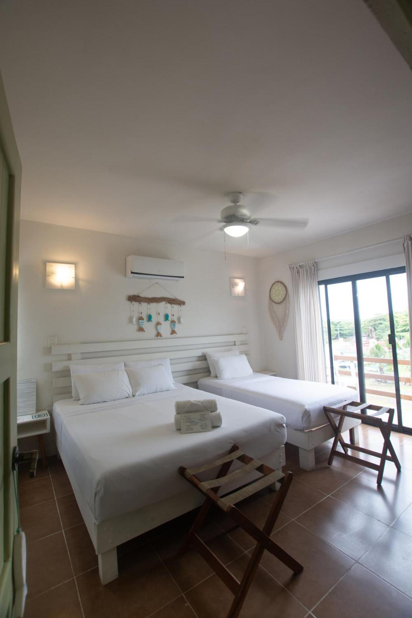 מאהאהואל Hotel Boutique Pachamama (Adults Only) מראה חיצוני תמונה